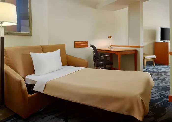 Fairfield Inn&Suites Commerce