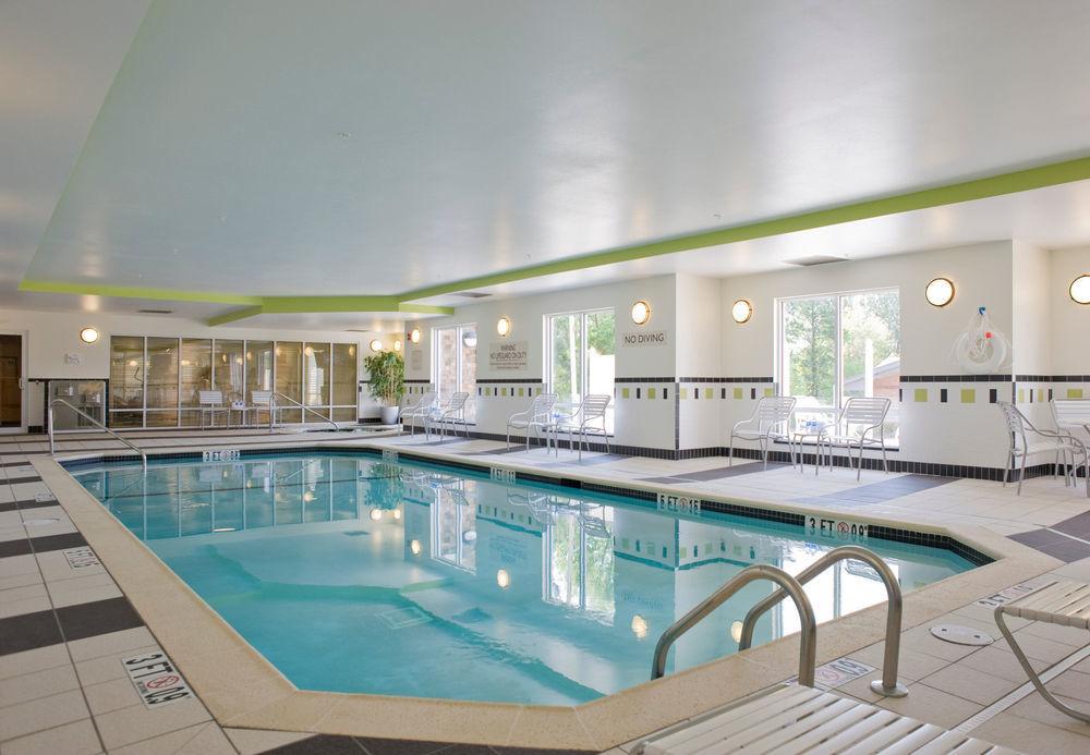 Hotel Fairfield & By Marriott 3*