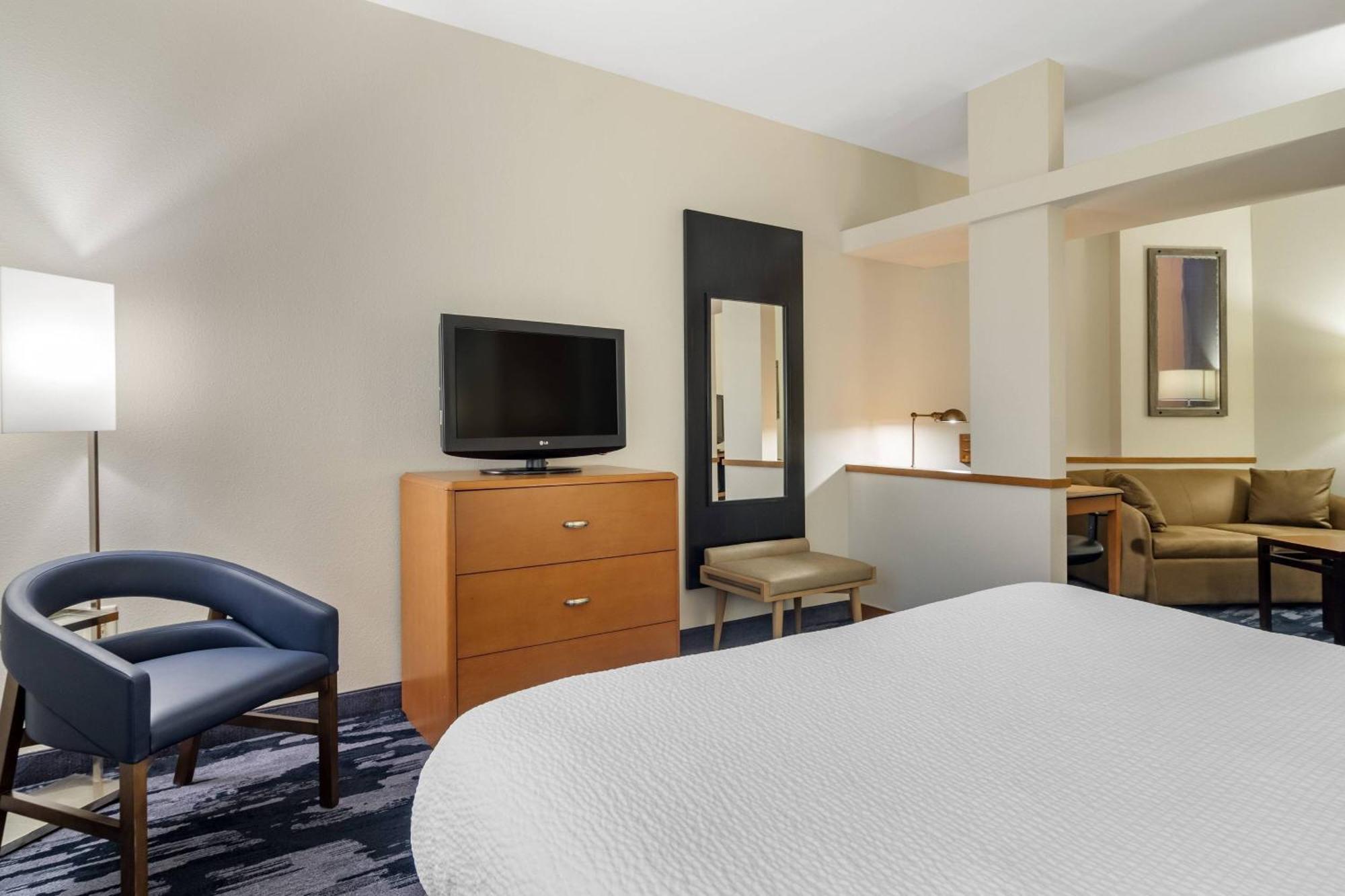 Fairfield & By Marriott Hotel 3*